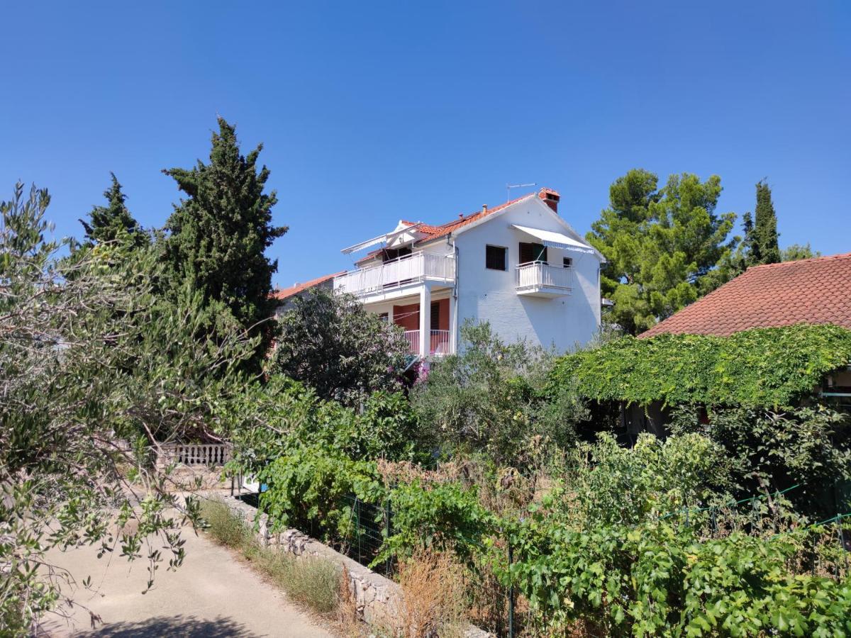 Apartments Vodice Srima Экстерьер фото